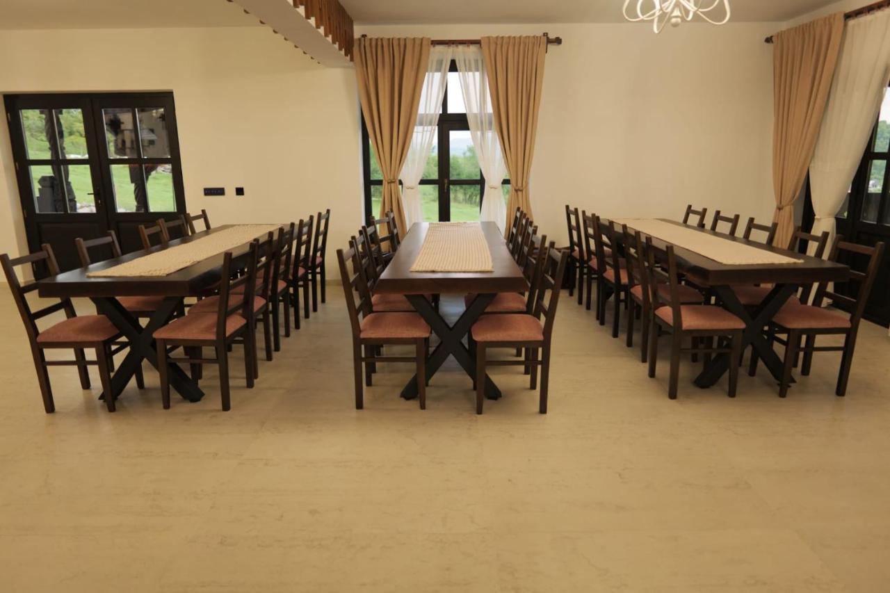 Mosia Dar In Rai Apartment Berbesti Ngoại thất bức ảnh