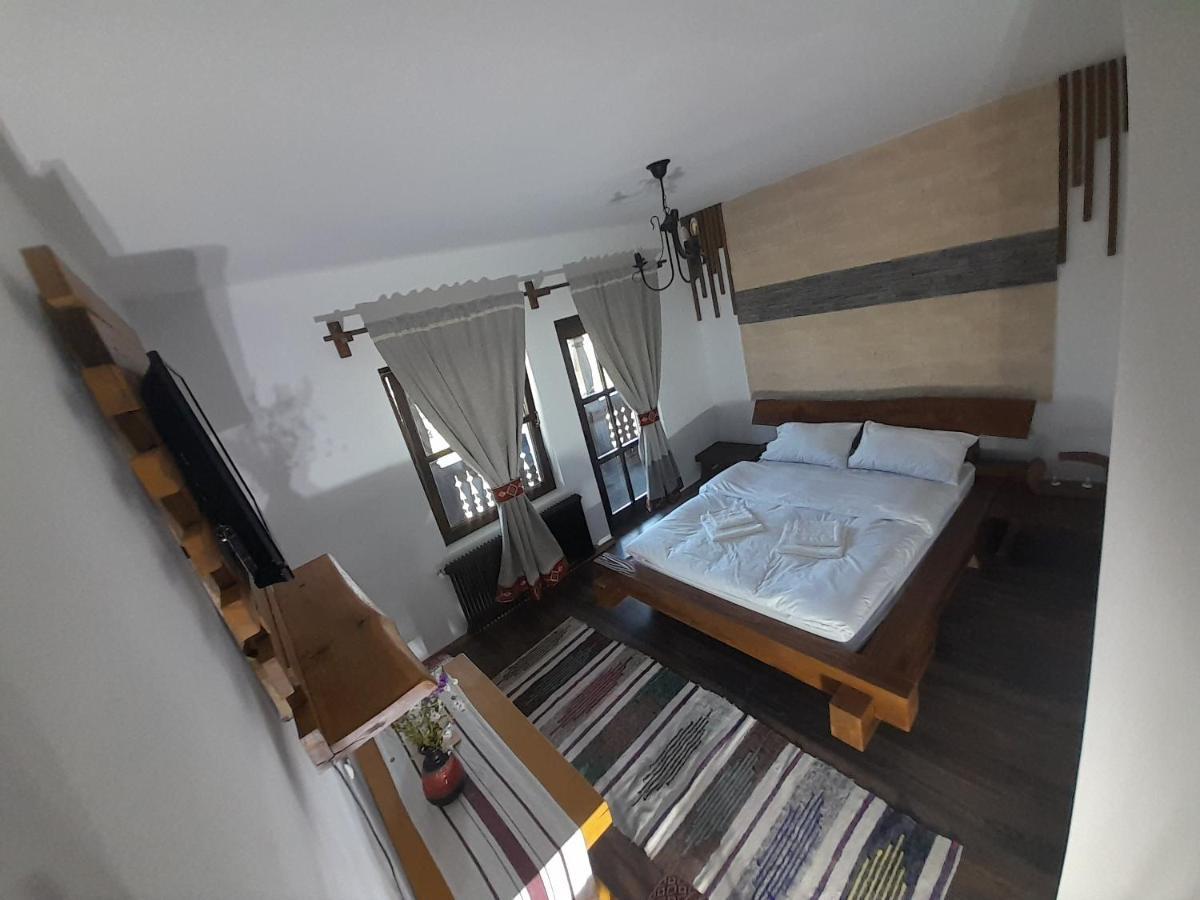 Mosia Dar In Rai Apartment Berbesti Ngoại thất bức ảnh